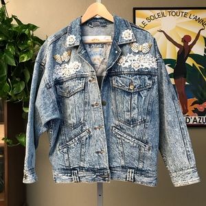 {ANCHOR BLUE} Vintage Acid Washed Jean Jacket